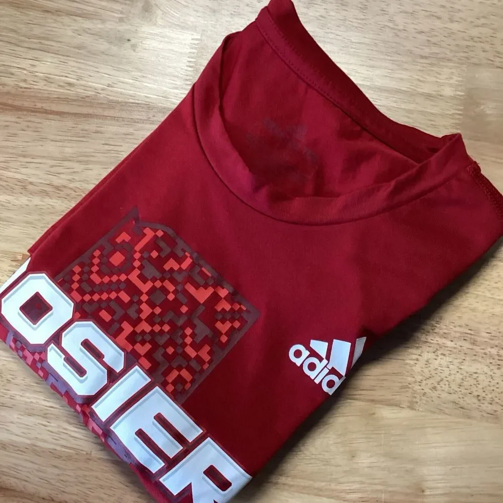 EUC Mens‎ Adidas Indiana Hoosier Short Sleeved Tshirt- Red- Large